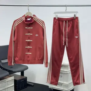 Tang Yi suit