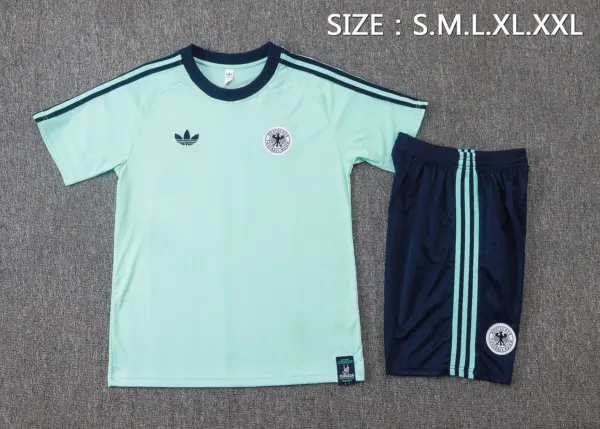2627 short-sleeved German light green-Germany