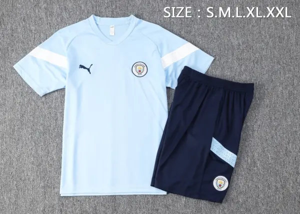 Short-sleeved 2223 Manchester City light blue (with cropped pants)