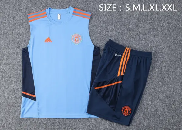 Short-sleeved 2223 Manchester United light blue (with five-length pants)