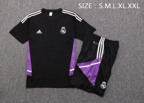 Short-sleeved 2223 Real Madrid black (with cropped pants)