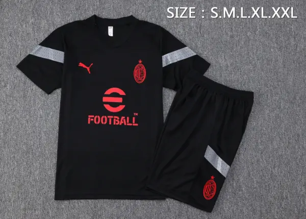 Short-sleeved 2223AC Milan black (with cropped pants))