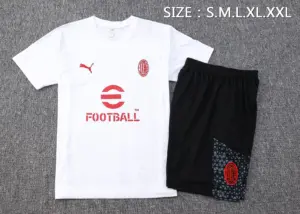 Short-sleeved 2324AC white (with cropped pants)