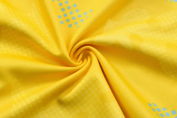 short-sleeved 2223 Chelsea yellow (with cropped pants)