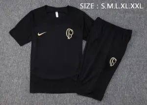 short-sleeved 2324 Corinthians black (with cropped pants)