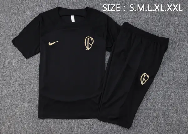short-sleeved 2324 Corinthians black (with cropped pants)