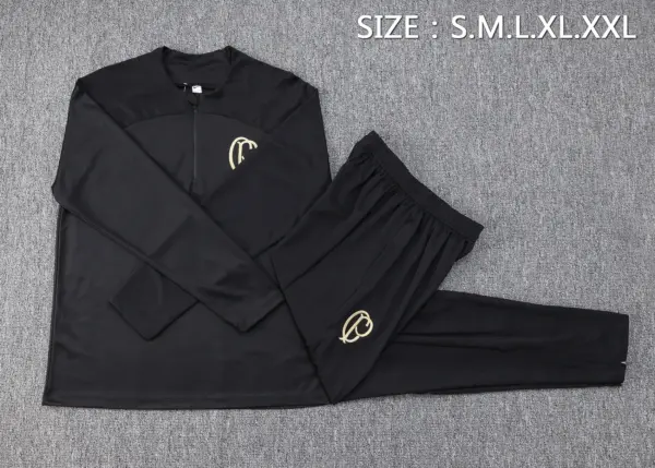 2324 half Corinthians black