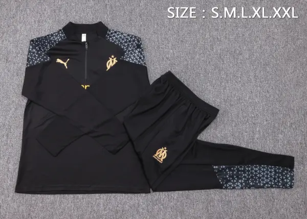 2324 half pull Marseille black