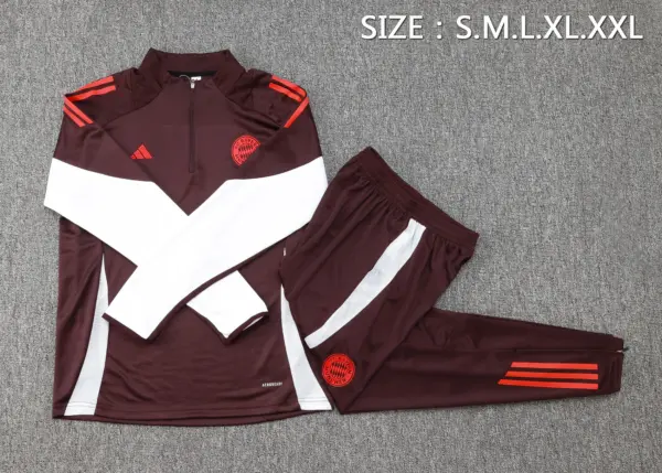 2425 half pull Bayern red brown-Bayern Munich