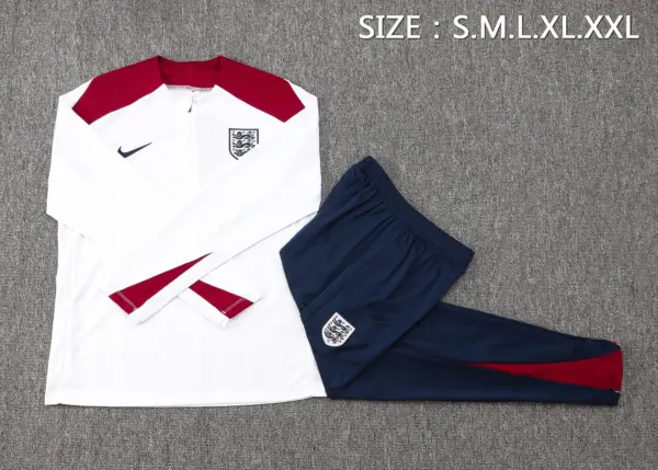 2425 half pull England white--England