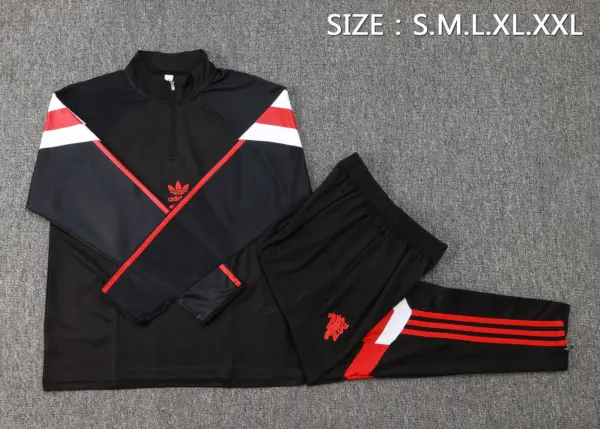 2425 half pull Manchester United black (clover adidas logo)-Manchester Uni