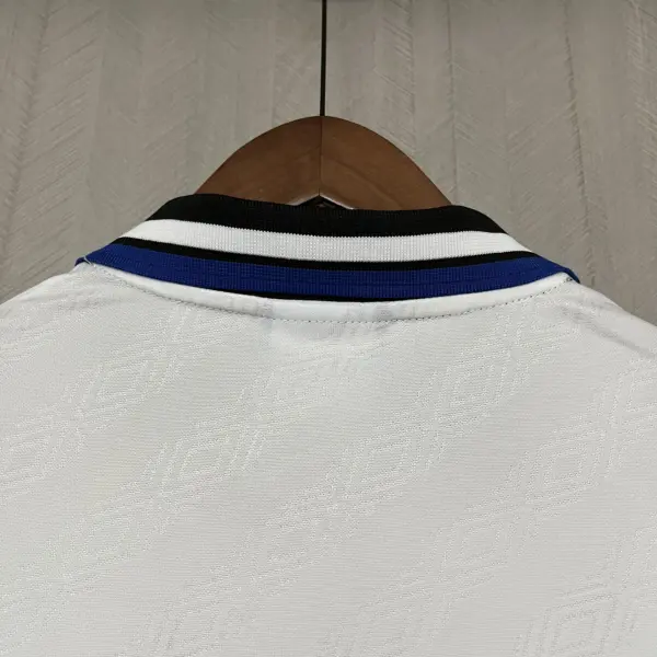Retro Everton 1994-95 away jersey