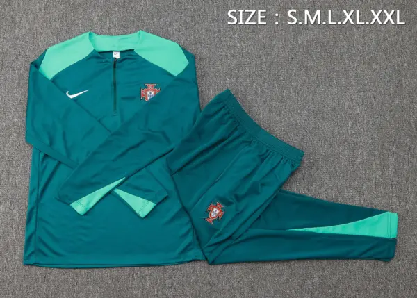 2425 half-pull Portuguese green-Portugal
