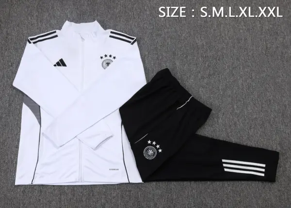 2526 half pull German white (four-star team logo)-Germany