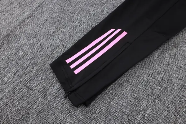 2526 half-pull Arsenal black (pink ad)-Arsenal