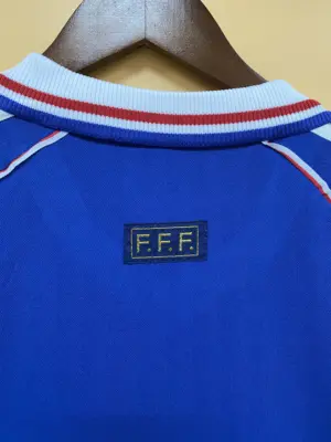 Retro France Home