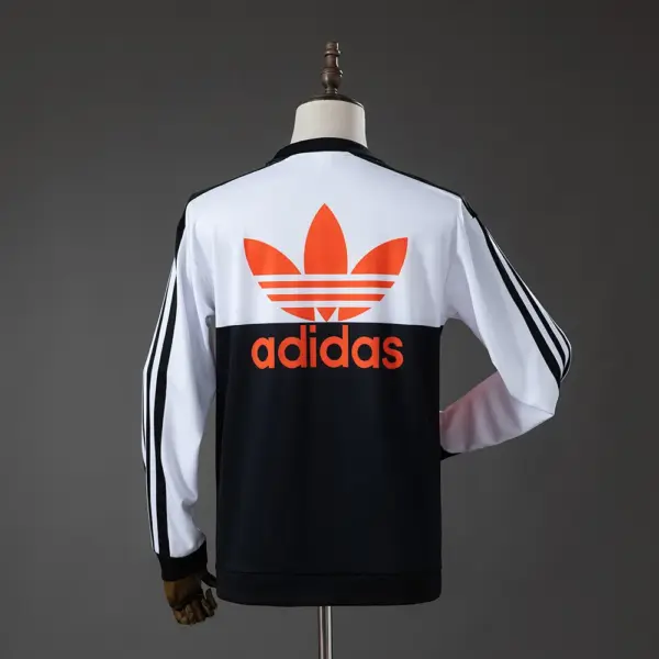 2026-2027 Colo Colo Classic Long Sleeve Graphic Sweatshirt