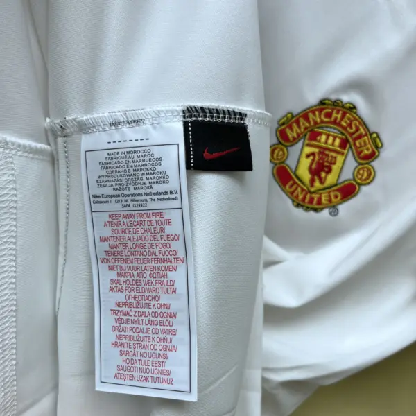 Retro M-U0203 Away