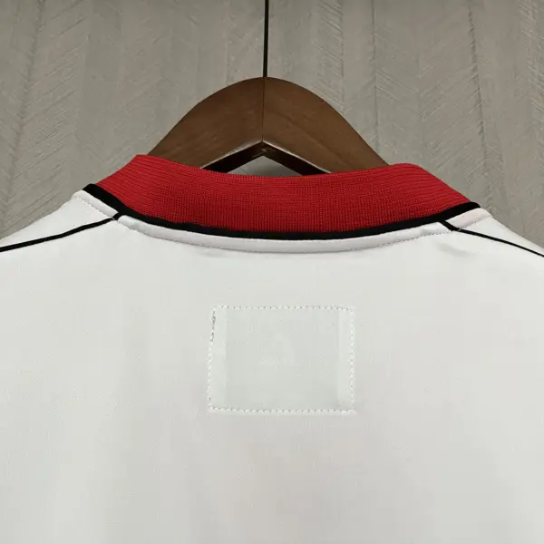 Retro Manchester City 2002-03 away jersey