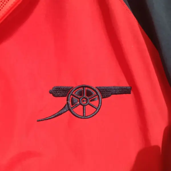 2425 Arsenal Embroidery 575