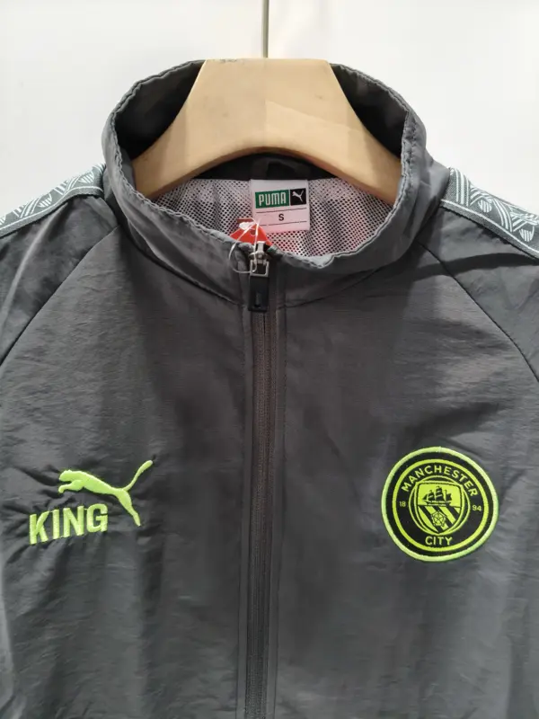 2627 Manchester City dark gray quilted embroidered windbreaker