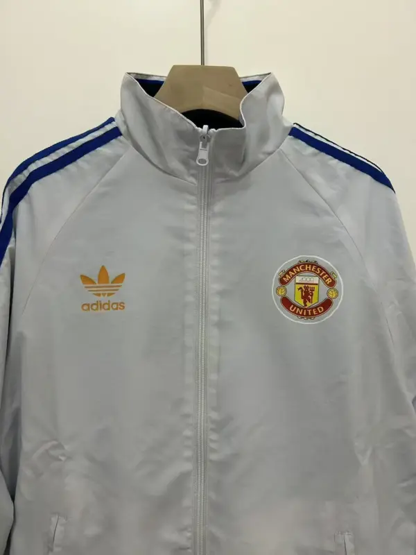 9697 Manchester United white double-sided silicone windbreaker