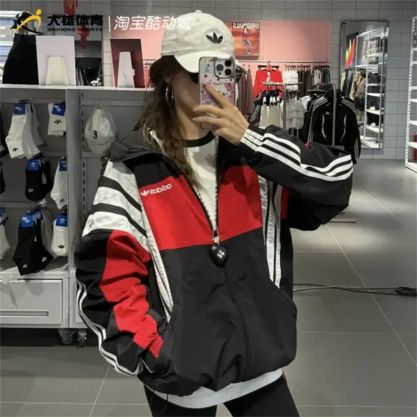 Adidas new windbreaker 481075