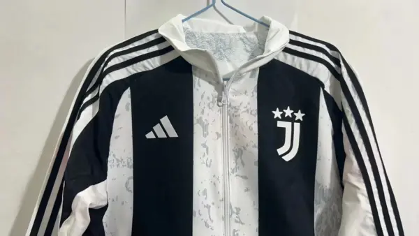 Juventus black and white double-sided silicone windbreaker