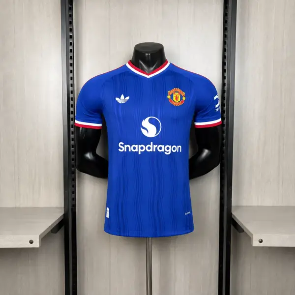 2026-27 Player version M-U III jersey