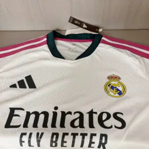 Player version long-sleeved 2026-27 Real Madrid home jersey