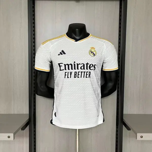 Player Version Real Madrid home FINAL CHAMPIONS