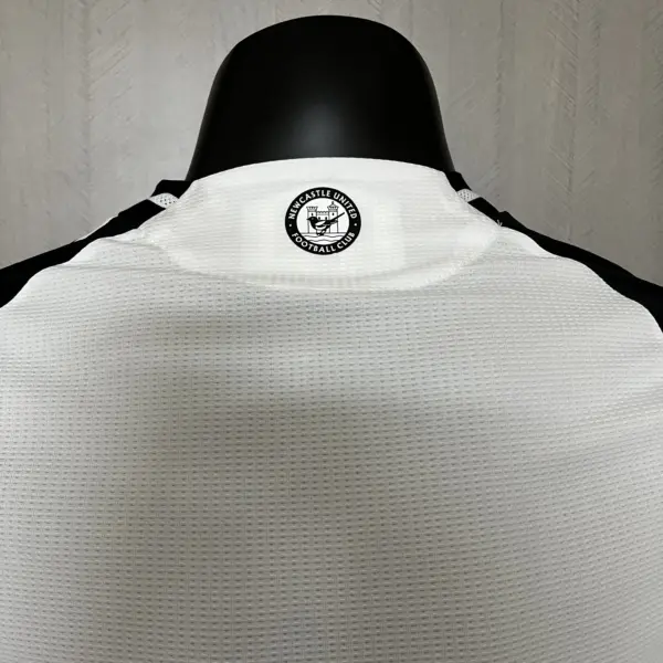 Player Edition 2024-25 Newcastle Home Jersey
