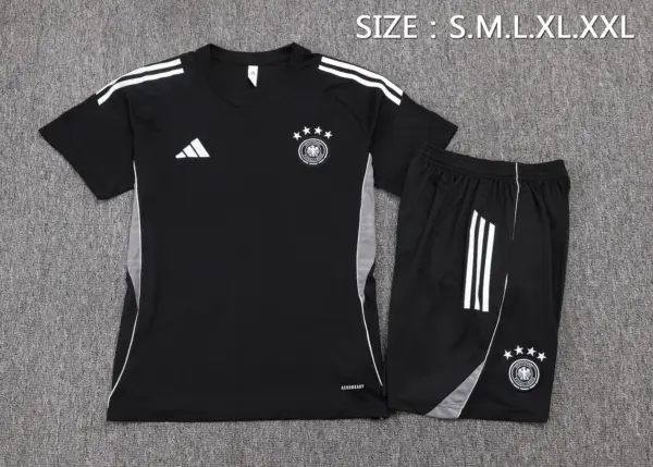 2526 short-sleeved German black-Germany