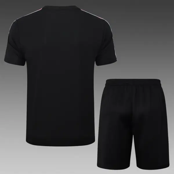 2526 short-sleeved Manchester United black retro version-Manchester Unite