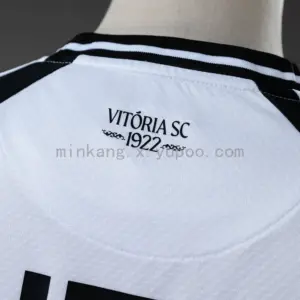 Vitória SC 26-27 Home Jersey