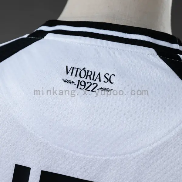 Vitória SC 26-27 Home Jersey